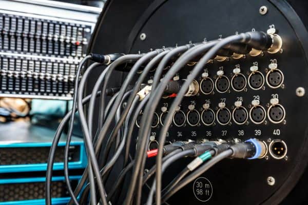 Lautsprecher Anschluss